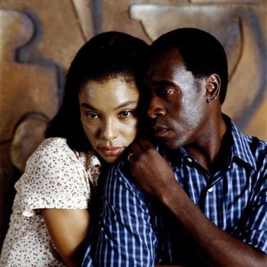 HOTEL RWANDA, Sophie Okonedo, Don Cheadle, 2004, (c) United Artists