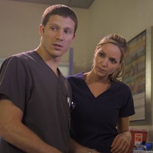 THE MOB DOCTOR, Zach Gilford (L), Jordana Spiro (R), 'Complications', Season 1, Ep. #6, 11/12/2012, ©FOX