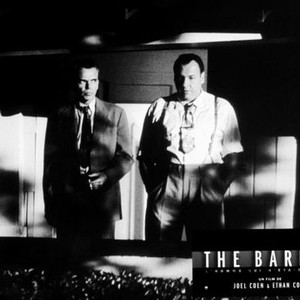 THE MAN WHO WASN'T THERE, (aka THE BARBER), from left: Billy Bob Thornton, James Gandolfini, 2001, © USA Films