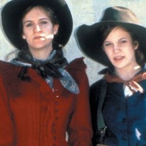 Cattle Annie and Little Britches (1980) photo 14