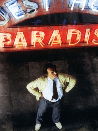Guest house paradiso netflix uk on sale