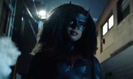 Batwoman: Season 2 Trailer photo 6