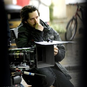 HOT FUZZ, director Edgar Wright, on set, 2007. ©Rogue Pictures