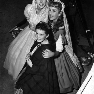 LITTLE WOMEN, Janet Leigh, Elizabeth Taylor, Margaret O'Brien on the set, 1949