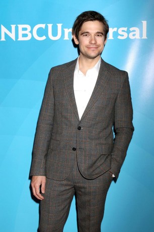 Jason Ralph Height Jason Ralph Movies And Tv Shows 60 Photos - Moonagedaydream.film