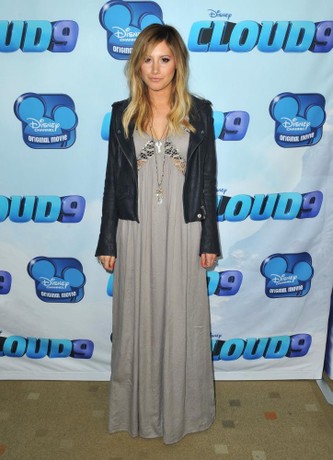 Ashley Tisdale Pictures | Rotten Tomatoes