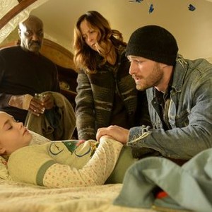 Believe, from left: Johnny Sequoyah, Delroy Lindo, Jamie Chung, Jake McLaughlin, 'Bang And Blame', Season 1, Ep. #7, 04/20/2014, ©NBC