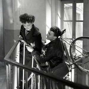 Antoine and Antoinette (1947) photo 7