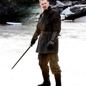 BATMAN BEGINS, Liam Neeson, 2005, (c) Warner Brothers
