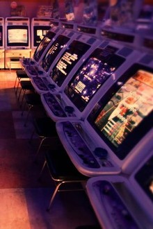 その他 100 Yen: The Japanese Arcade Experience 100 Yen: The Japanese Arcade Experience | Rotten Tomatoes