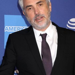 Alfonso Cuaron at arrivals for 30th Annual Palm Springs International Film Festival Film Awards Gala, Palm Springs Convention Center, Palm Springs, CA January 3, 2019. Photo By: Priscilla Grant/Everett Collection