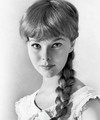 Anne Helm