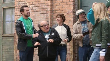 Always sunny season online 13 hulu