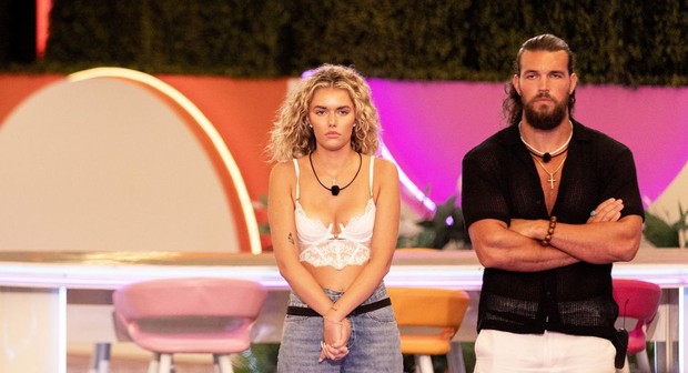 Love island season 5 episode 34 watch online deals