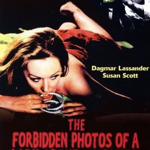 Forbidden Photos of a Lady Above Suspicion (1970) photo 9