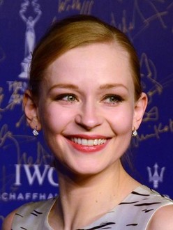 Ayol qattiq sikiladi