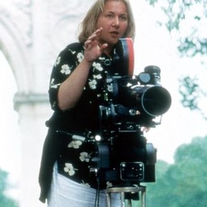 DEEP IMPACT, Director Mimi Leder, 1998.
