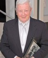 Gil Stratton