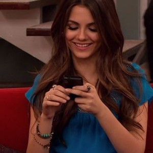 Victorious: Season 2, Episode 1 - Rotten Tomatoes