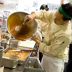 Top Chef, Dale Talde, 'Restaurant Wars', Season 4: Chicago, Ep. #11, 05/21/2008, ©BRAVO