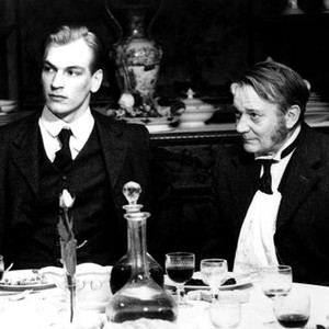 A ROOM WITH A VIEW, Julian Sands, Denholm Elliott, 1986,