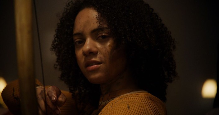 Black Christmas (2019): A Modern Take on a Classic Slasher / Exploring the feminist reinterpretation of a beloved horror franchise.