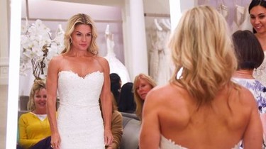 Season 16 say yes to the dress online