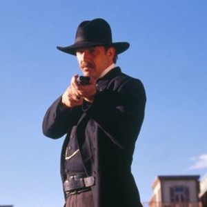 Wyatt Earp (1994) photo 4