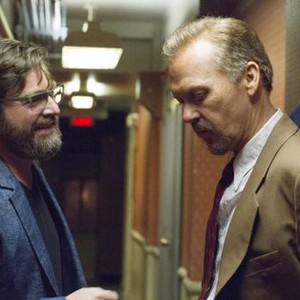 BIRDMAN, (aka BIRDMAN OR (THE UNEXPECTED VIRTUE OF IGNORANCE), from left: Zach Galifianakis, Michael Keaton, 2014. ph: Alison Rosa/TM and ©Fox Searchlight Pictures. All rights reserved.