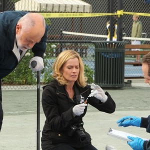 CSI: Crime Scene Investigation, Robert David Hall (L), Elisabeth Shue (C), David Berman (R), 'Double Fault', Season 13, Ep. #12, 01/23/2013, ©CBS