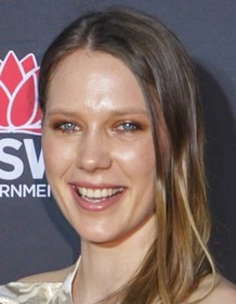 Brenna Harding - Rotten Tomatoes