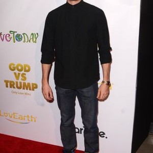 Bryan Greenberg at arrivals for GOD VS TRUMP Premiere, TCL Chinese 6 Theaters, Los Angeles, CA November 7, 2016. Photo By: Priscilla Grant/Everett Collection