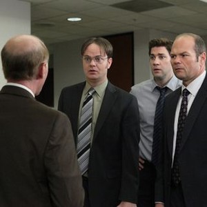 The Office, Rainn Wilson (L), John Krasinski (C), Chris Bauer (R), 'Turf War', Season 8, Ep. #23, 05/03/2012, ©NBC