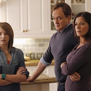 Trophy Wife, Gianna LePera (L), Bradley Whitford (C), Marcia Gay Harden (R), ©ABC