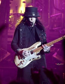 Mick Mars