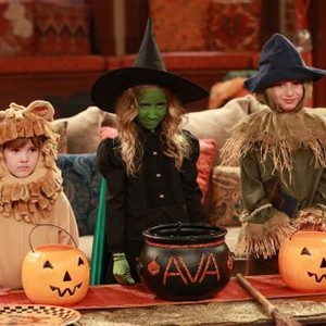 Girl Meets World, Cooper Friedman (L), Ava Kolker (C), August Maturo (R), 'Girl Meets I Am Farkle', Season 2, Ep. #15, 09/11/2015, ©DISNEYCHANNEL