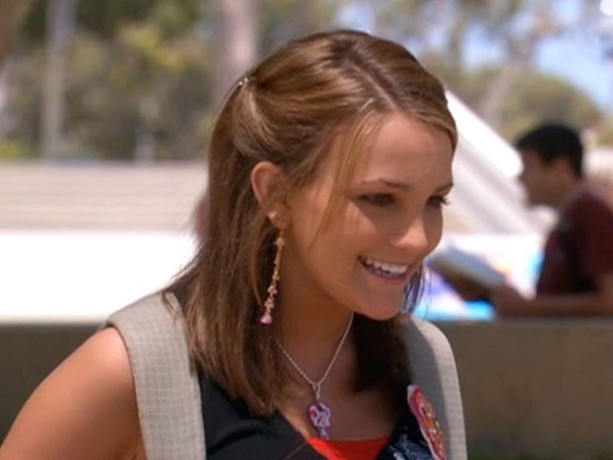 Zoey 101 season 1 episode 1 free outlet