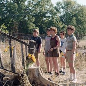 IT, FROM LEFT: JAEDEN LIEBERHER, JEREMY RAY TAYLOR, FINN WOLFHARD, SOPHIA LILLIS, JACK DYLAN GRAZER, WYATT OLEFF, CHOSEN JACOBS, 2017. © WARNER BROS.