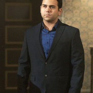 Tyrant, Cameron Gharaee, 'Desert Storm', Season 2, Ep. #11, 08/25/2015, ©FX