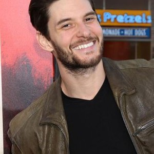 Ben Barnes at arrivals for UNFORGETTABLE Premiere, TCL Chinese Theatre, Los Angeles, CA April 18, 2017. Photo By: Priscilla Grant/Everett Collection