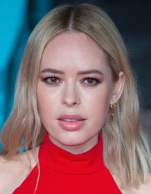 Tanya Burr