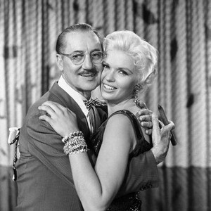 WILL SUCCESS SPOIL ROCK HUNTER?, Groucho Marx, Jayne Mansfield, 1957. TM and Copyright © 20th Century Fox Film Corp. All rights reserved..