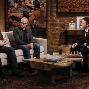 Talking Dead, Robert Kirkman (L), Damon Lindelof (C), Chris Hardwick (R), 'Season 2', 10/14/2012, ©AMC