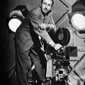 SONG OF THE SOUTH, producer Walt Disney on set, 1946