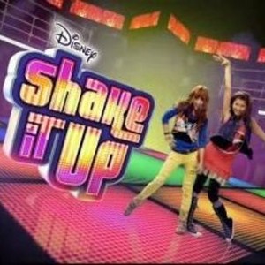 Shake It Up - Season 1 Episode 1 - Rotten Tomatoes