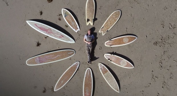 The Cigarette Surfboard: Trailer 1