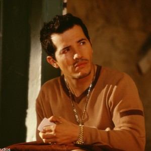 Gangster Victor Rosa (JOHN LEGUIZAMO) is determined to make the leap from the South Bronx to Wall Street. photo 10