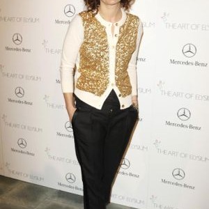 Sara Gilbert at arrivals for The Art Of Elysium Heaven Gala, Guerin Pavilion at the Skirball Cultural Center, Los Angeles, CA January 11, 2014. Photo By: Emiley Schweich/Everett Collection