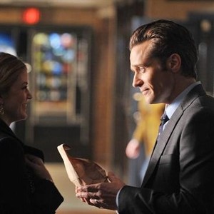 Castle, Juliana Dever (L), Seamus Dever (R), 'The Wild Rover', Season 5, Ep. #18, 03/25/2013, ©KSITE