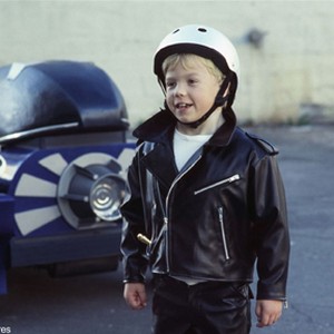 A scene from the movie SuperBabies: Baby Geniuses 2 starring JON VOIGHT.